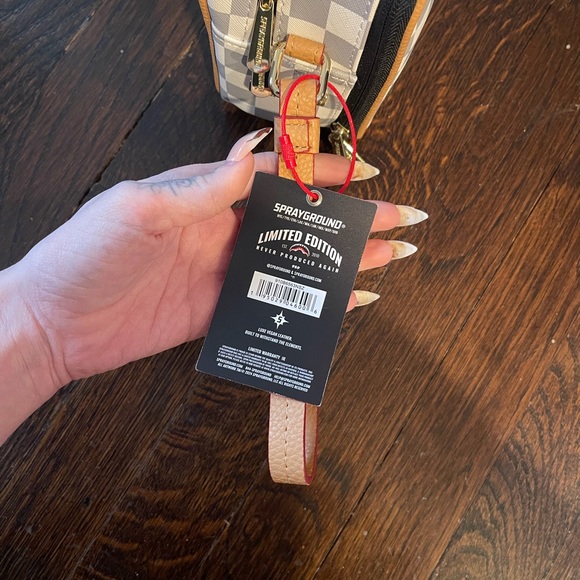 Sprayground Limited Edition Grey and White Checkered Toiletry Bag/Clutch- NWT - Picture 4 of 7